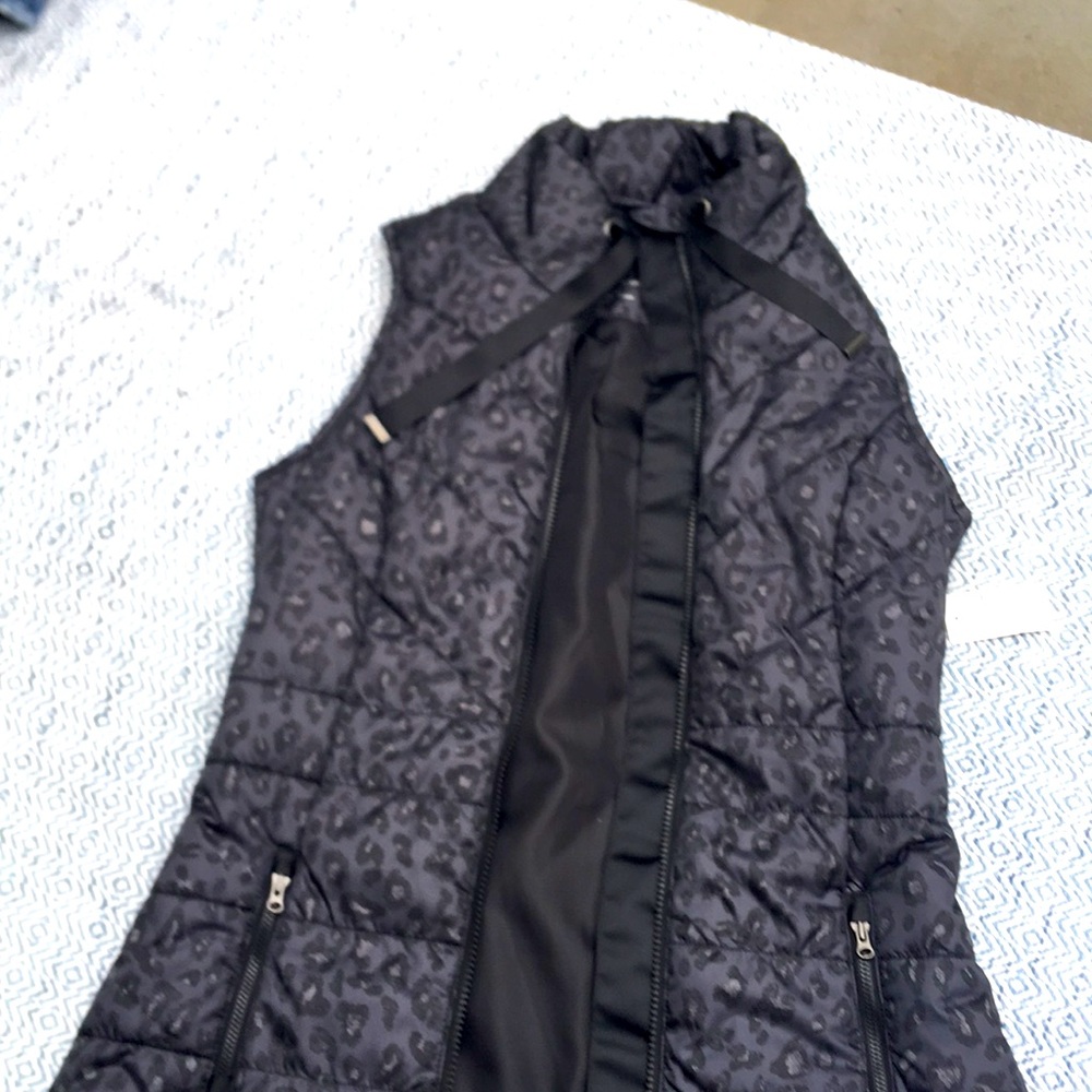 Leopard print sweater vest